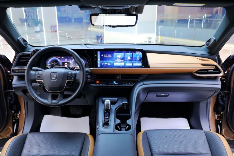 Used Toyota Crown 2023 2.4T SportCross HEV Four-Wheel Drive Ultimate Edition
