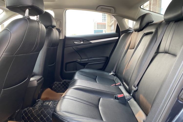 Used Honda Civic 2016 220TURBO CVT Luxury Edition
