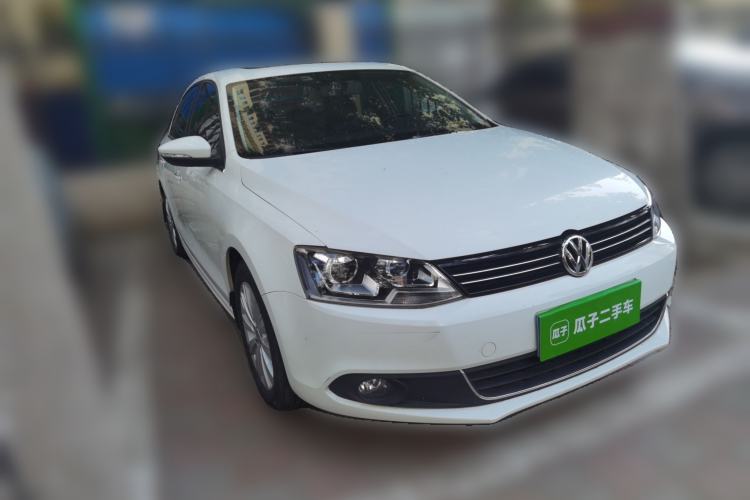 Used Volkswagen Sagitar 2014 1.6L Manual Comfort Model
