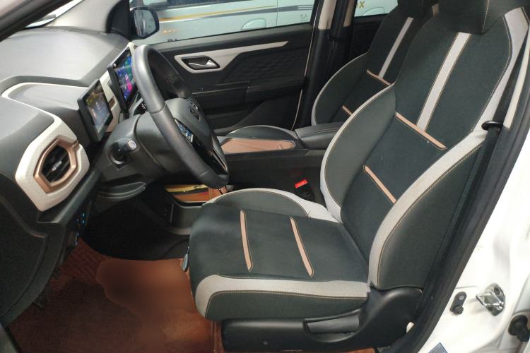 Used SOL E10X 2021 302 km Range Luxury Version 30.2 kWh