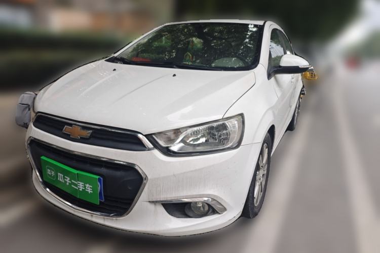 Used Chevrolet Aveo Sonic 2014 Sedan 1.6SX AT Fashion Edition