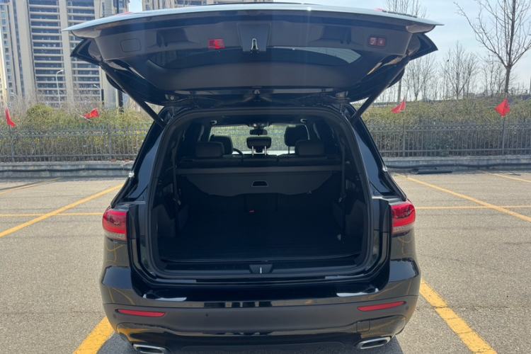 Used Mercedes-Benz GLB 2022 GLB 220 4MATIC Trunk