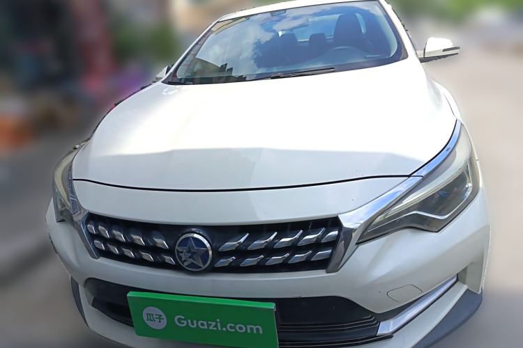 Used Venucia D60 2019 1.6L XL CVT Smart Connect Elite Edition