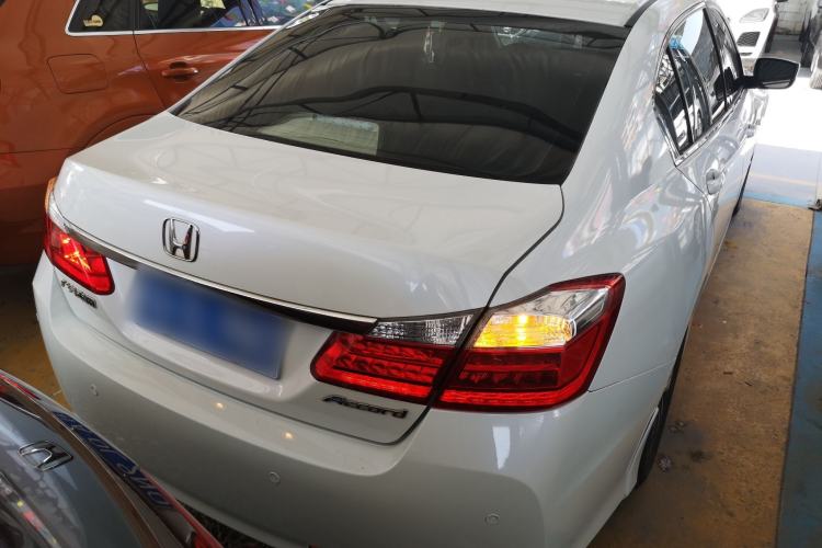 Used Honda Accord 2015 2.0L LX Comfort Edition