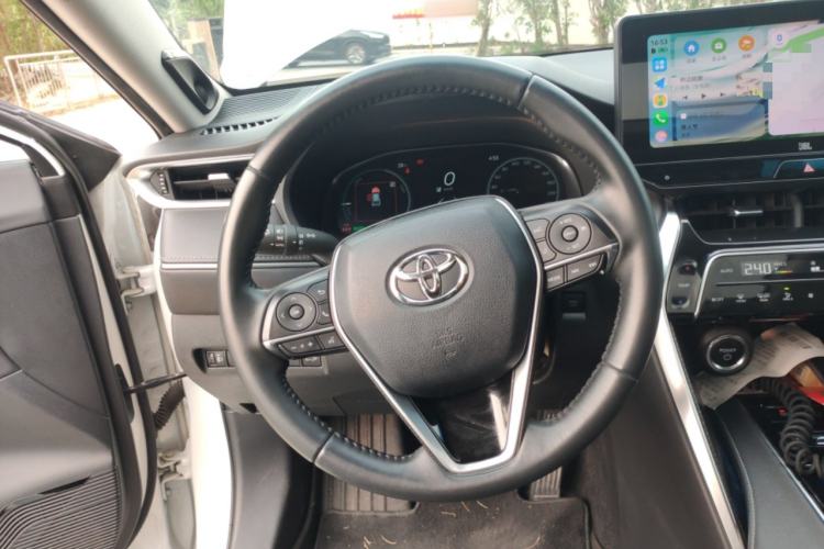 Used Toyota Venza 2023 2.5L Smart Electric Hybrid Dual-Drive Prestige Version Steering Wheel