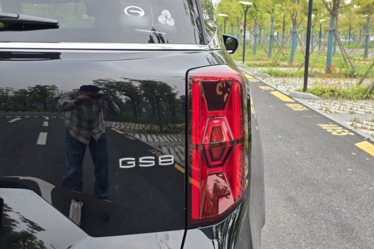 Used GAC Trumpchi GS8 2025 Linghang Series 2.0 TGDI Two-Wheel-Drive Luxury Edition 5 Seats Exterior 10