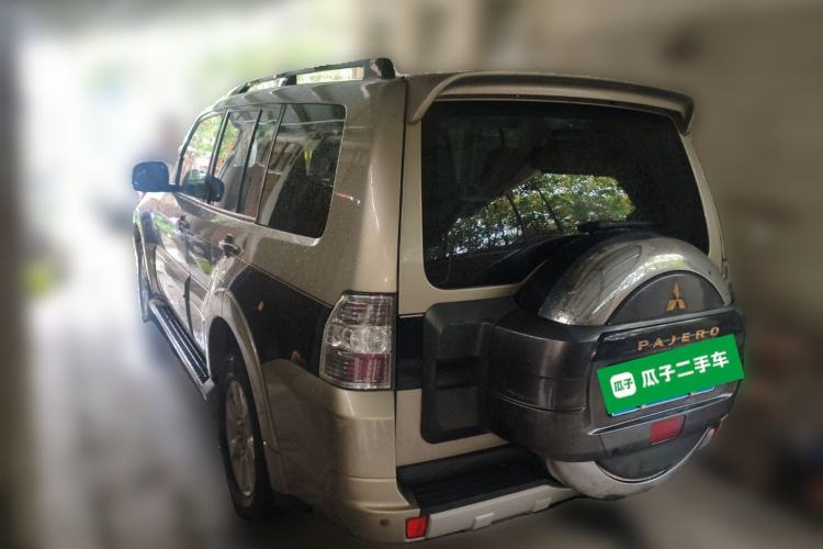 Used Mitsubishi Pajero 2016 3.0L Automatic Prestige Version China V Standard
