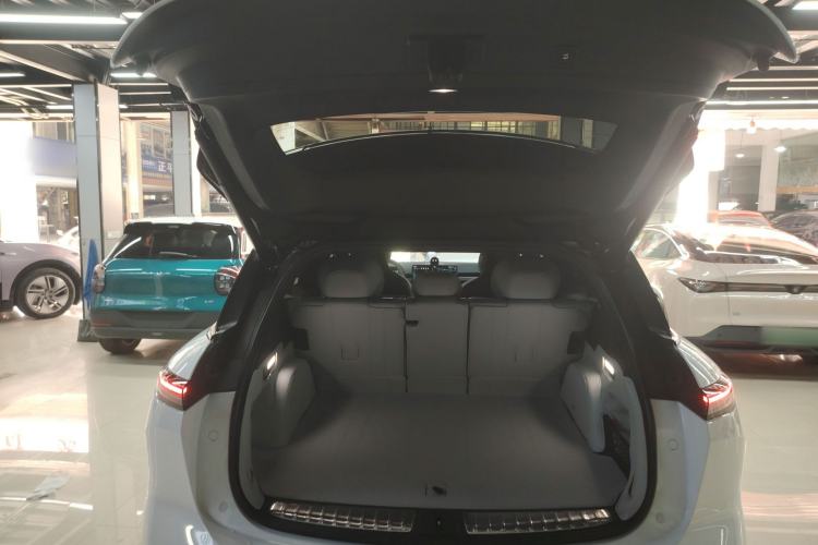 Used Nio ES6 2025 75 kWh
