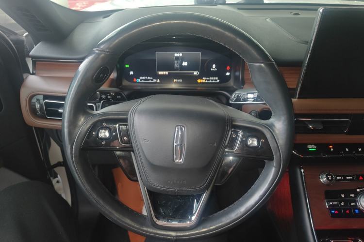 Used Lincoln Aviator 2020 3.0T V6 All-Wheel Drive Executive Version
