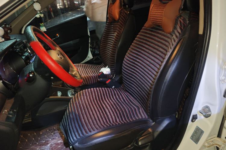 Used Kia K2 2012 Sedan 1.4L MT GLS Commemorative Edition
