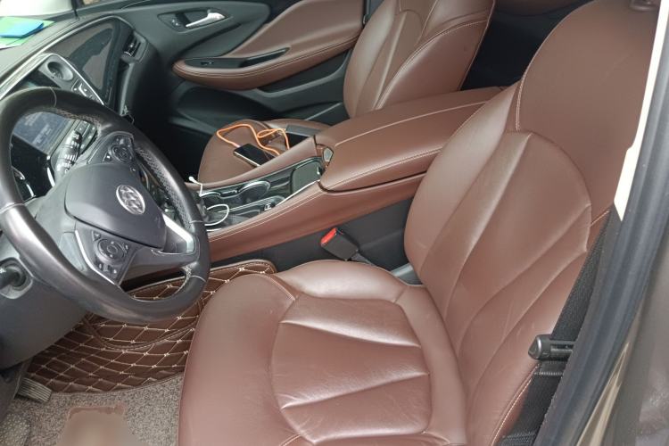 Used Buick Envision 2018 20T Two-Wheel Drive Luxury Model
