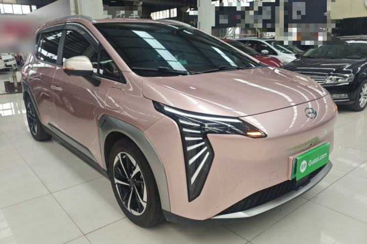 Used AION Y 2022 Plus 70 Smart Edition Front Right 45 Deg