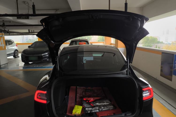 Used Tesla Model 3 2020 Long-Range Rear-Wheel-Drive Version
