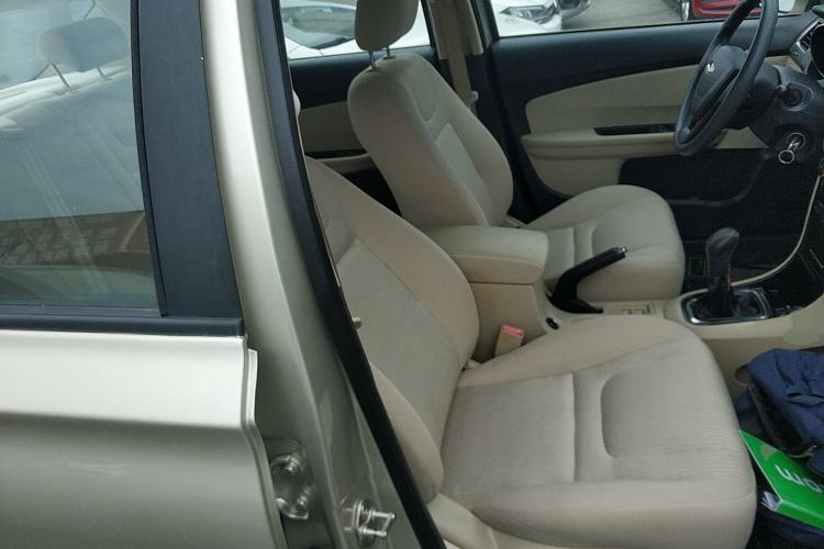 Used Chery E3 2015 1.5L Manual Fashion Model