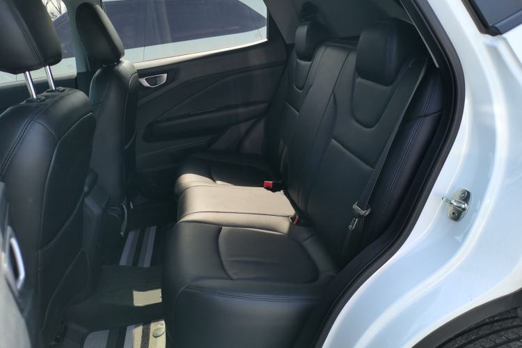 Used Wuling Alvez 2022 1.5L Manual Free-Style Model