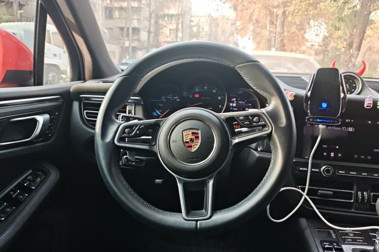 Used Porsche Macan 2021 Macan 2.0T
