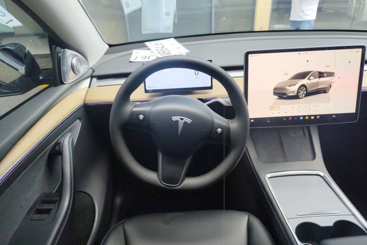 Used Tesla Model Y 2022 Revised Version Rear-Wheel Drive Steering Wheel