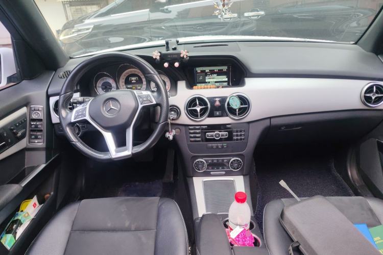 Used Mercedes-Benz GLK-Class 2015 GLK 260 4MATIC Dynamic Edition Ultimate Version Center Console