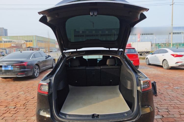 Used Tesla Model Y 2023 Rear-Wheel-Drive Version