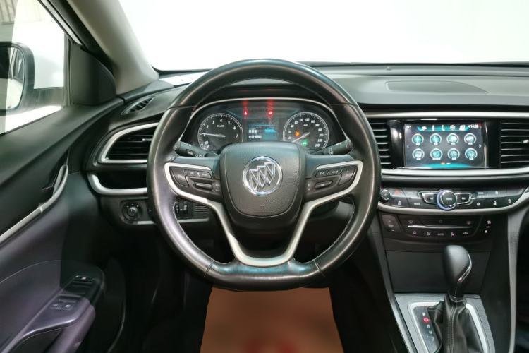 Used Buick GT 2019 18T Automatic Connected Elite Model China VI Standard Steering Wheel