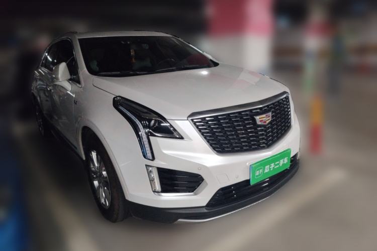 Used Cadillac XT5 2022 2.0T Two-Wheel Drive Luxury Version Front Right 45 Deg