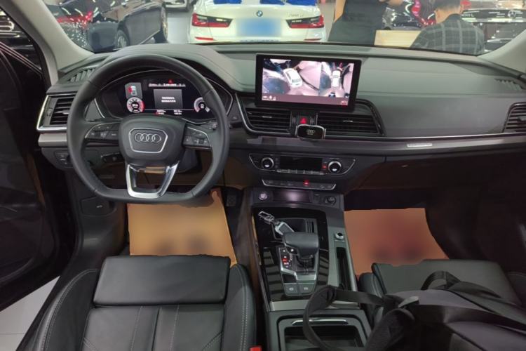 Used Audi Q5L 2022 40T Fashionable and Dynamic Model
