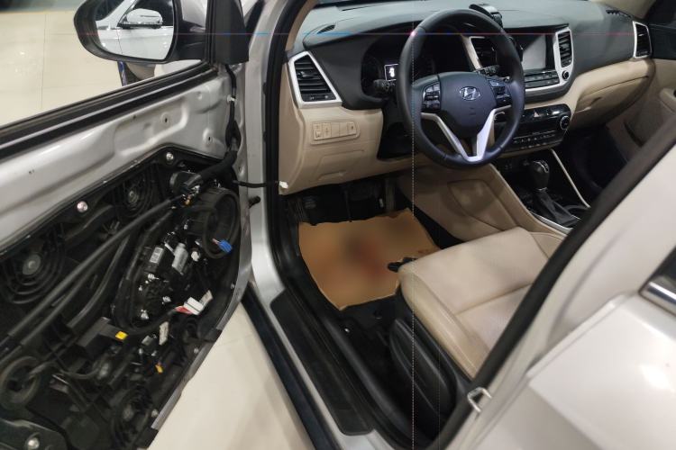 Used Hyundai Tucson 2015 1.6T Dual-Clutch Two-Wheel-Drive Smart Model