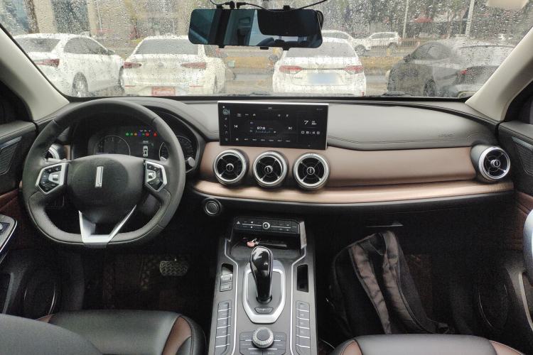 Used Wey VV5 2021 1.5T Two-Wheel Drive Color Pioneer
