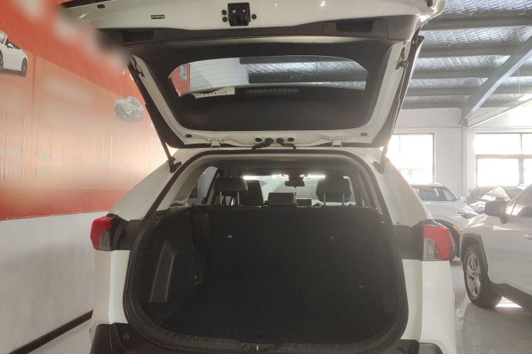 Used Toyota RAV4 2020 2.0L CVT Two-Wheel Drive Fashion PLUS Edition