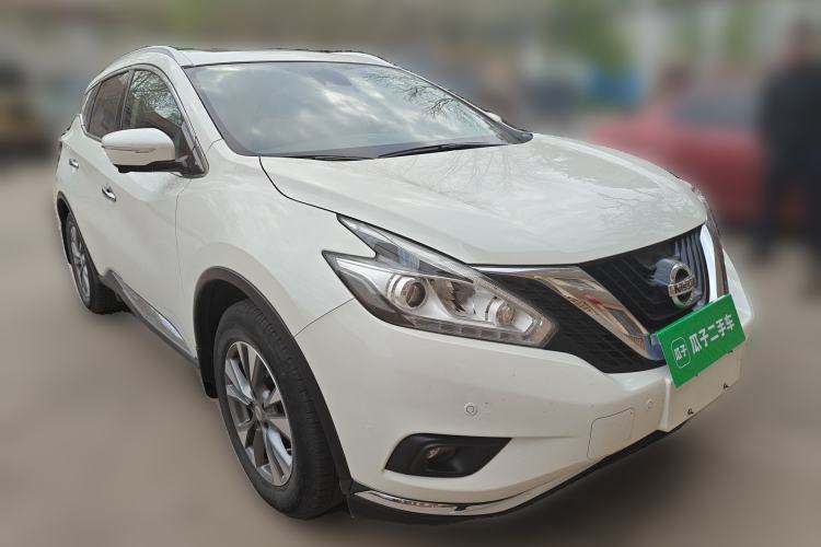 Used Nissan Murano 2015 2.5L XL NAVI Plus Two-Wheel Drive Smart Edition Front Right 45 Deg