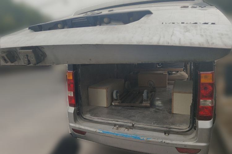 Used Dongfeng Xiaokang C37 2015 1.5L Standard II DK15-06 Trunk