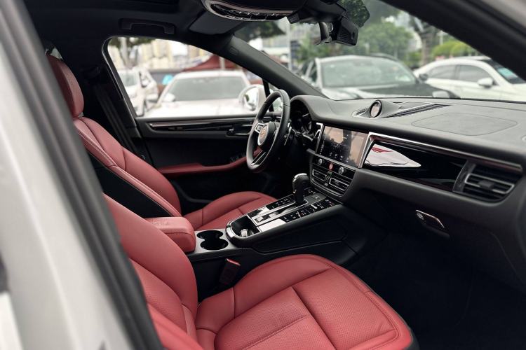 Used Porsche Macan 2022 Macan S 2.9T