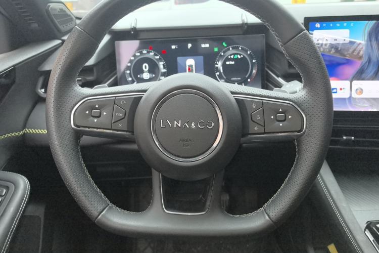 Used Lynk & Co 03 2023 1.5TD DCT JingPro Steering Wheel