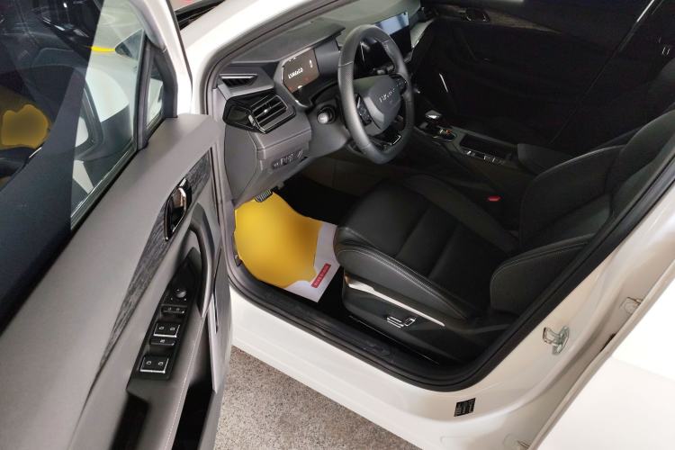 Used Lynk & Co 06 2023 Remix 1.5T JinPro
