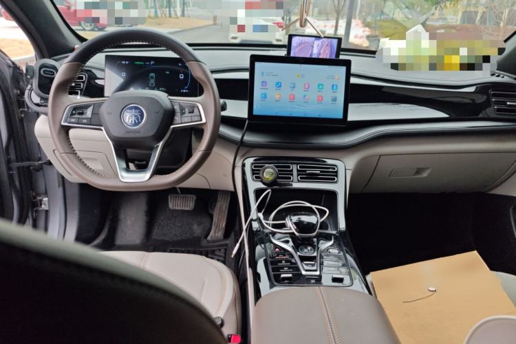 Used BYD Qin PLUS 2024 HONOR Edition DM-i 55KM Leading Model
