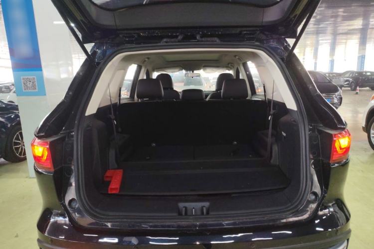 Used Sinotruk VGV U70 2021 1.5T Automatic Youyue Edition 7-Seater Trunk