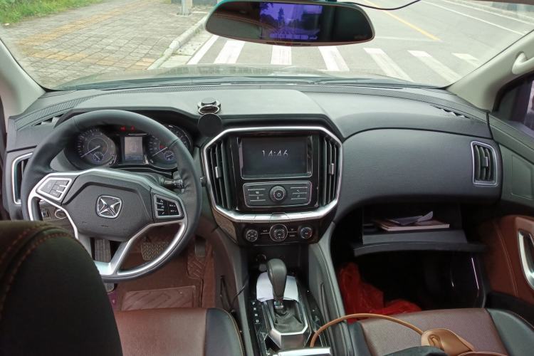 Used JMC Yusheng S350 2016 2.0T Automatic All-Wheel Drive Gasoline Luxury Version with Sunroof 5 Seats
