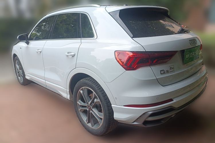 Used Audi Q3 2022 40 TFSI Fashion Dynamic Model