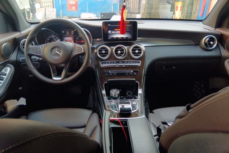 Used Mercedes-Benz GLC 2016 GLC 260 4MATIC Dynamic Edition