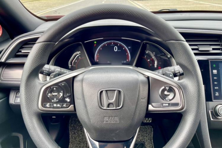 Used Honda Civic 2021 HATCHBACK 220TURBO CVT New Trendsetter
