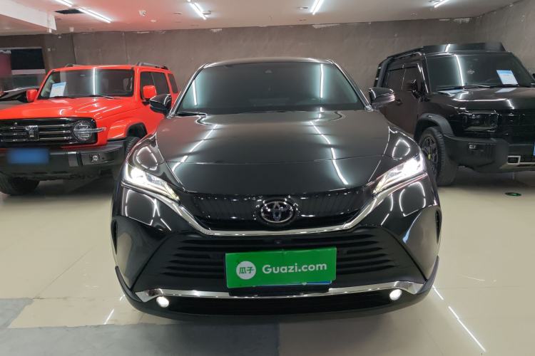 Used Toyota Harrier 2023 2.0L CVT Two-Wheel Drive Deluxe Edition
