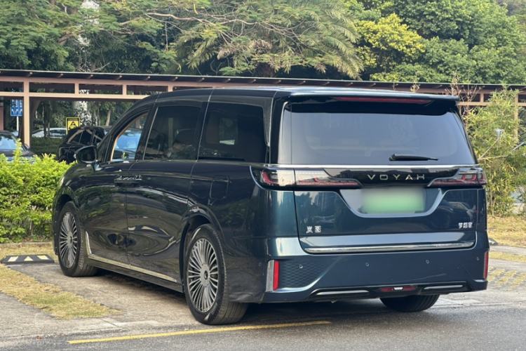 Used VOYAH Dream 2025 PHEV Four-Wheel-Drive Flagship Kunpeng Edition