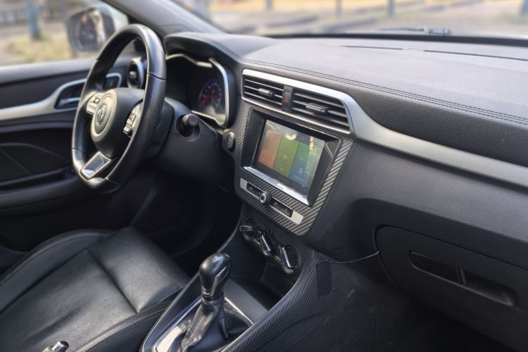 Used MG ZS 2018 1.5L Automatic Luxury Edition China V Standard