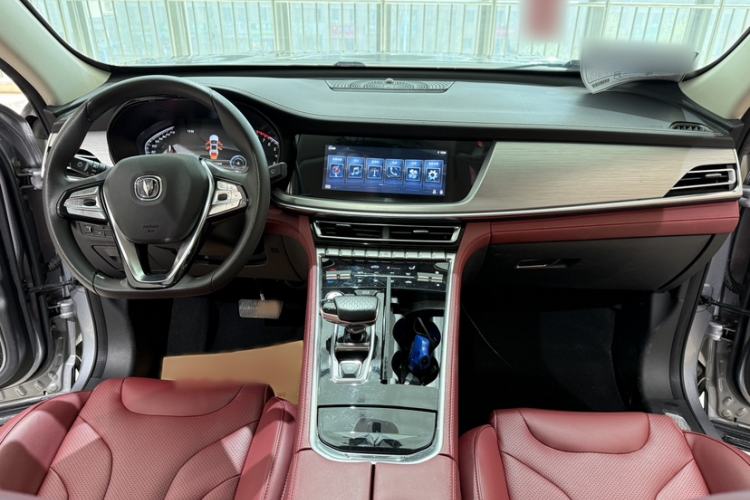 Used CHANGAN CS85 COUPE 2019 1.5T DCT Version China VI Standard Interior 1