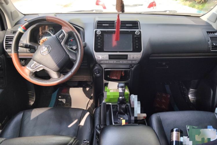 Used Toyota Prado 2018 3.5L Automatic TX-L with Rear-Mounted Spare Tire Center Console