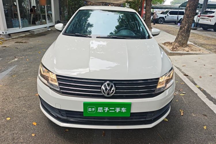 Used Volkswagen Lavida 2015 1.6L Automatic Fashion Edition