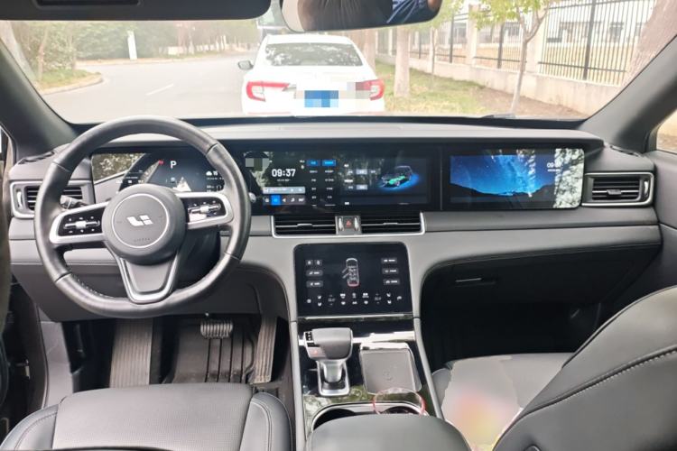 Used Li Auto ONE 2021 Extended-Range 6-Seater Version Center Console