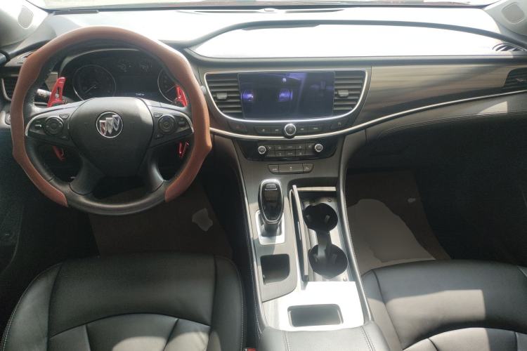 Used Buick LaCrosse 2021 652T Luxury Model Center Console