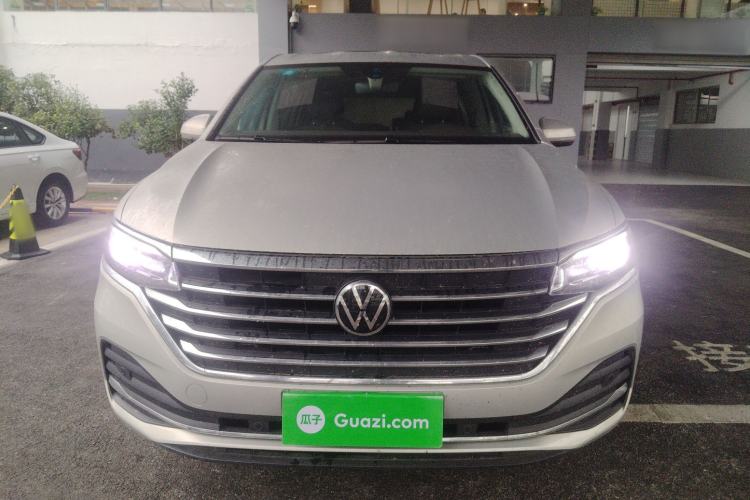 Used Volkswagen Viloran 2024 330TSI Luxury Edition
