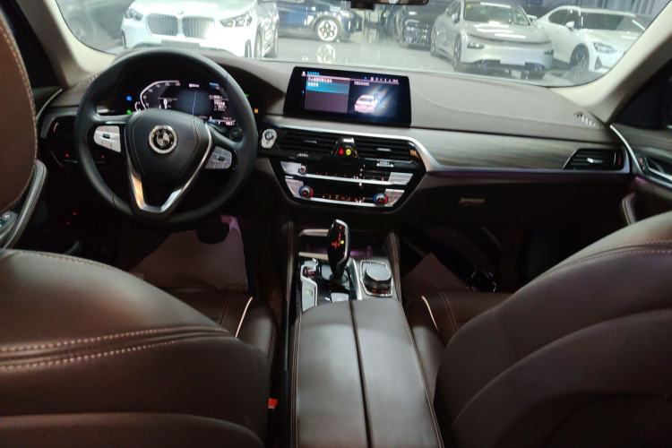 Used BMW 5 Series New Energy 2020 Mileage Upgrade Version 530Le Luxury Package Center Console